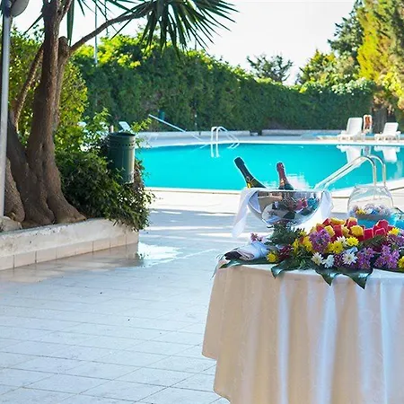 Hotel Dei Pini 4*