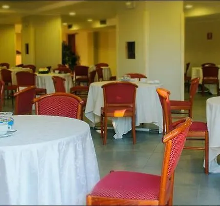 Dei Pini Hotell 4*