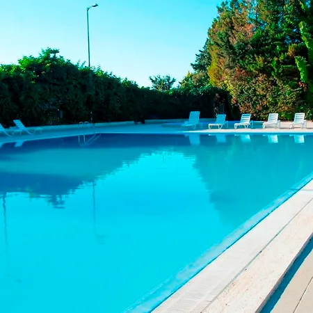 Dei Pini Hotell 4*