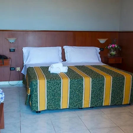 Hotell Dei Pini 4*