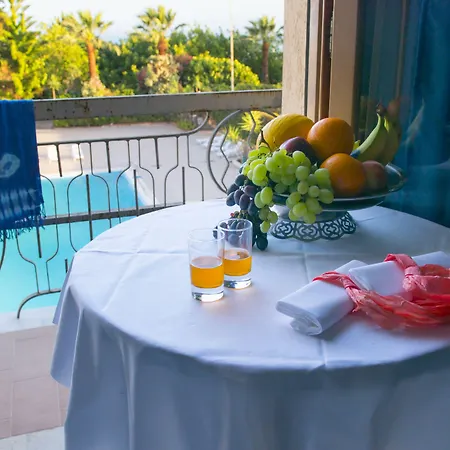 Dei Pini Πόρτο Εμπέντοκλε